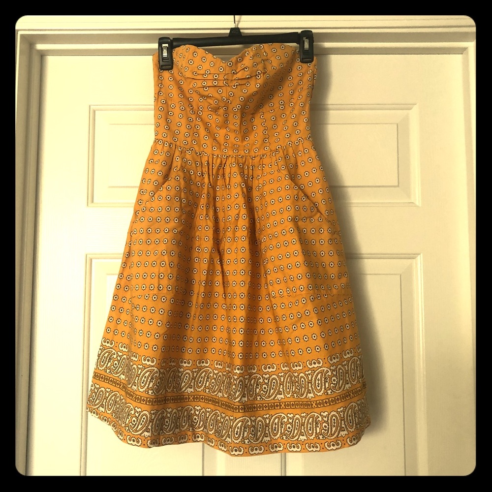 Anthropologie yellow sweetheart neckline sundress